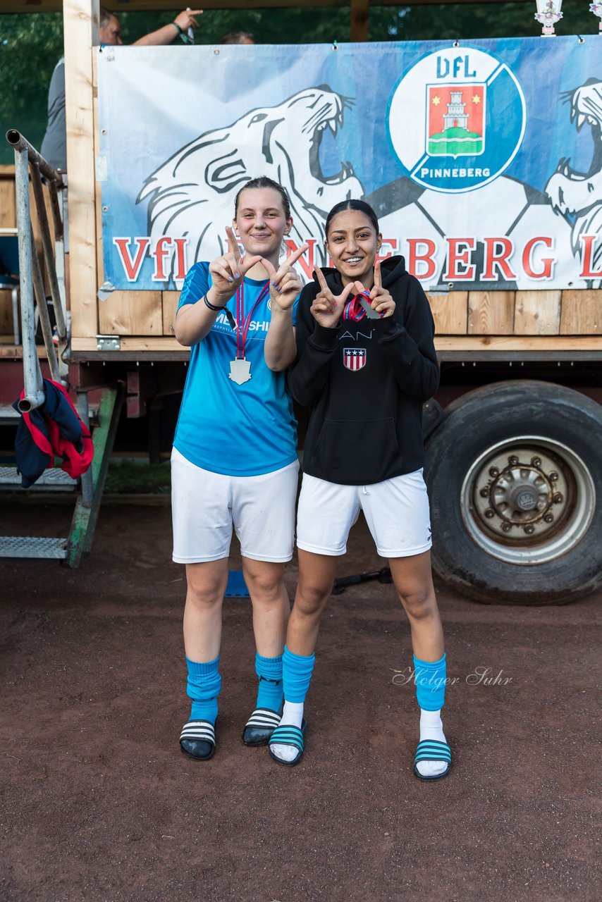 Bild 90 - Loewinnen Cup